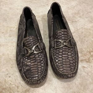 Donald Pliner skin driving shoes